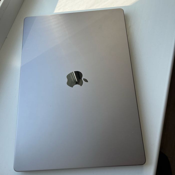 Аррle macbook 16 pro