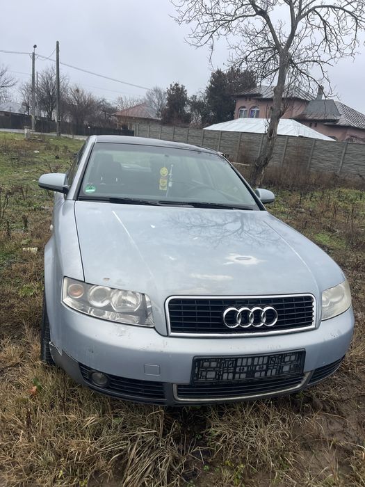 Dezmembrez AUDI A4 B6 1.8 T COD MOTRO: AVJ