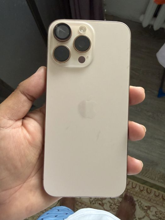 iPhone 16 Pro Max 256 ГБ, Natural Titanium