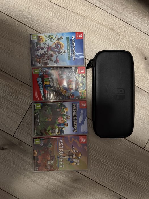 Nintendo Switch: black