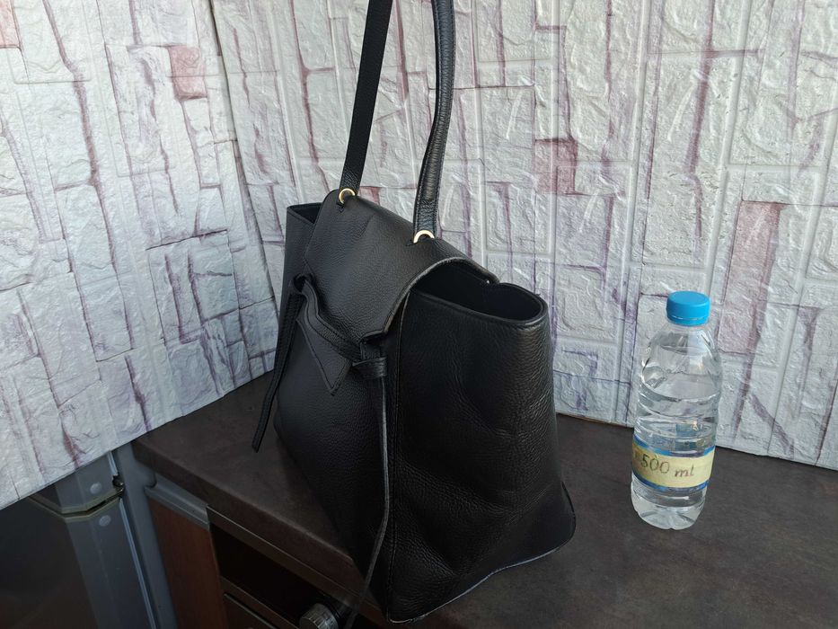 дамска чанта черна кожена -естествена кожа