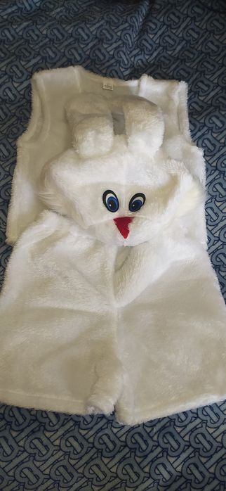 Продам костюм зайчика