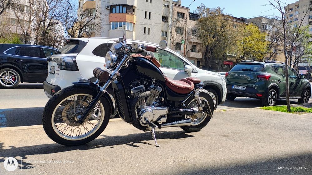 Intruder  Chopper bobber frumos făcut , Suzuki Intruder vs800.