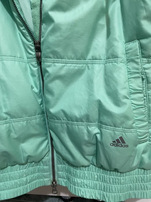 Оригинальная куртка Adidas, размер S.