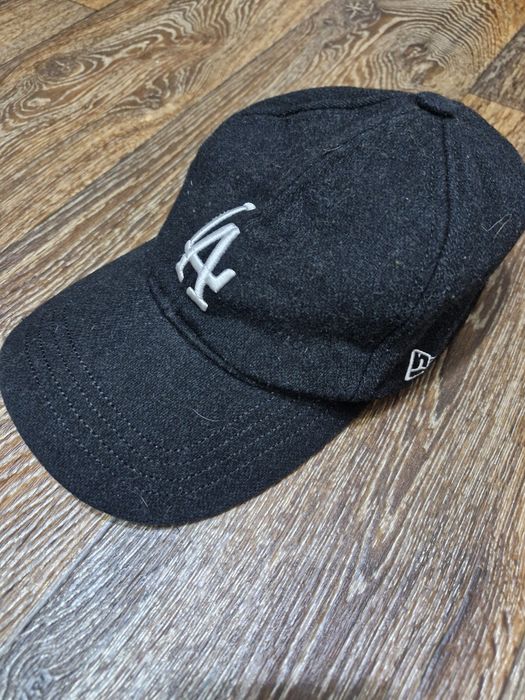 Кепки новые дешево