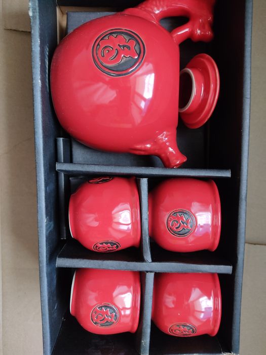 Набор чайный с драконом