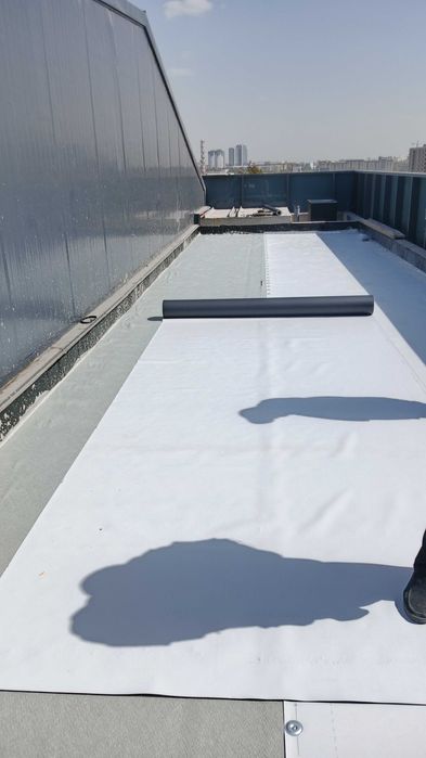 Монтаж ПВХ или ТПО мембран