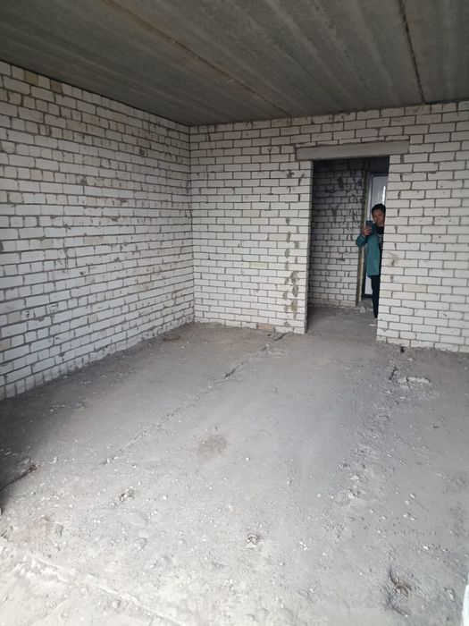 Продам 1-ком кватиру.  55кв.м.