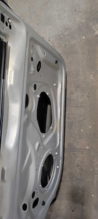 Usa stanga fata volkswagen vw golf 6 variant cod vopsea LR7L