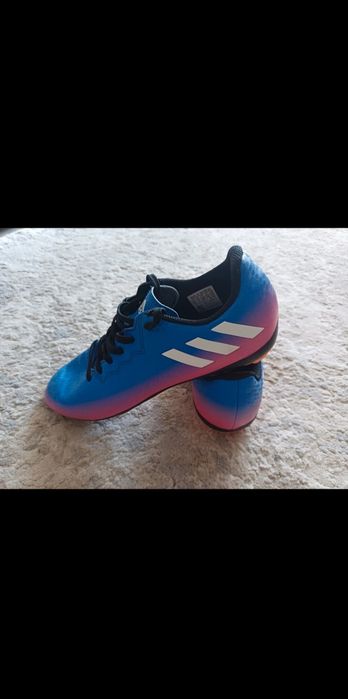 Adidas Messi 38 fotbal