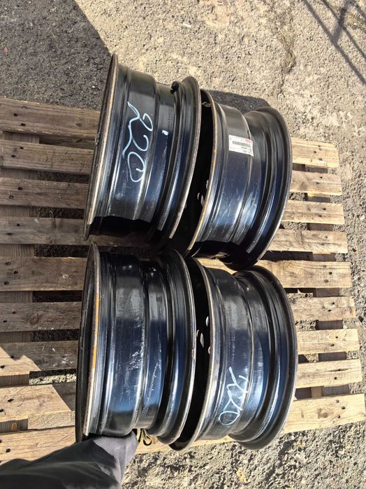 16 цола 5 х 114,3 мм Тойота / Сузуки - 6,5 Инча / ЕТ 39