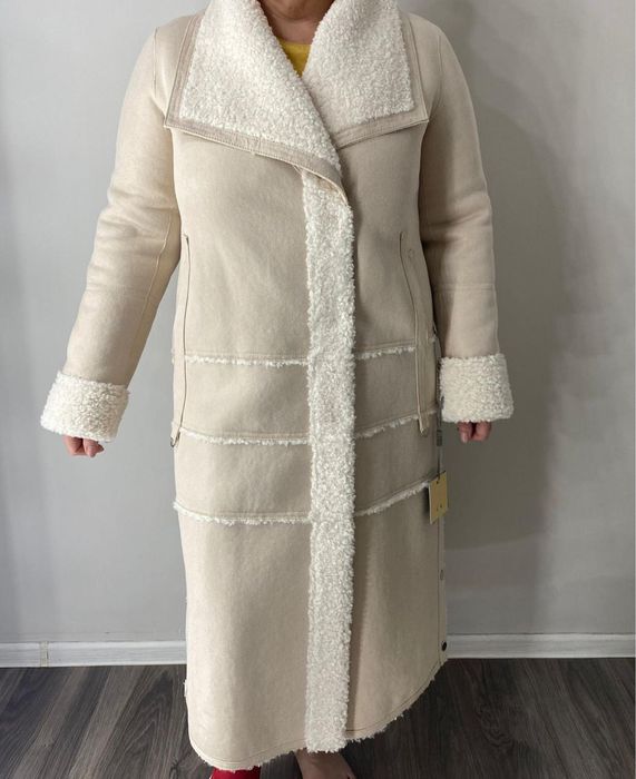 Продается женская дубленка.