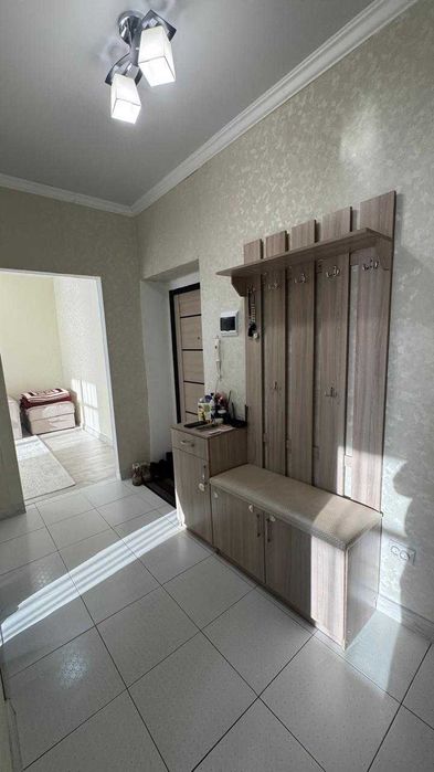 Продам 2-комн квартиру в 19мкрн