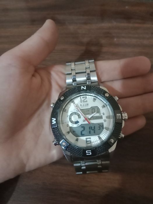 Часы в хорошем состоянии