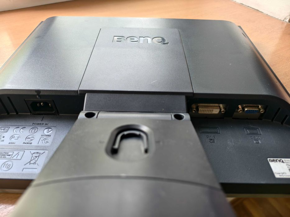 Монитор 19" BenQ FP93G(Q9T5)
