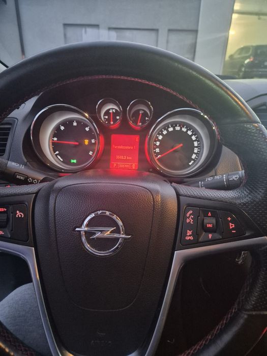 Vand Opel Insignia Sport Tourer SW automat