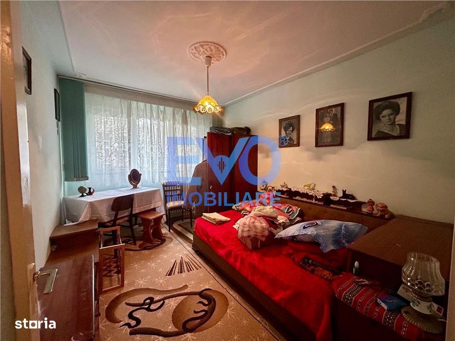 Apartament 2 Camere De Vanzare, Etajul 1, Podu Ros