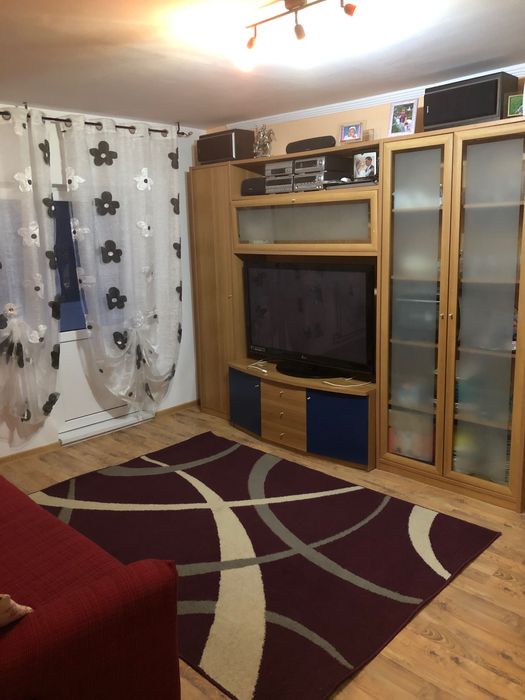 Închiriez apartament 2 camere