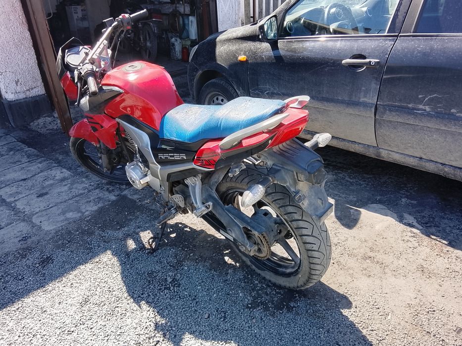 Продам Рейсер.   ..