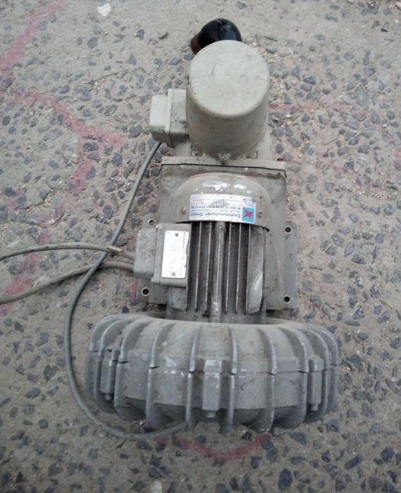 Extractor pompa generativă