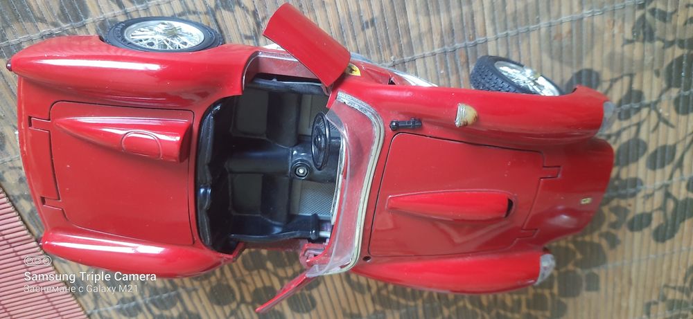 Ferrari  250 testa rossa 1957 bburago