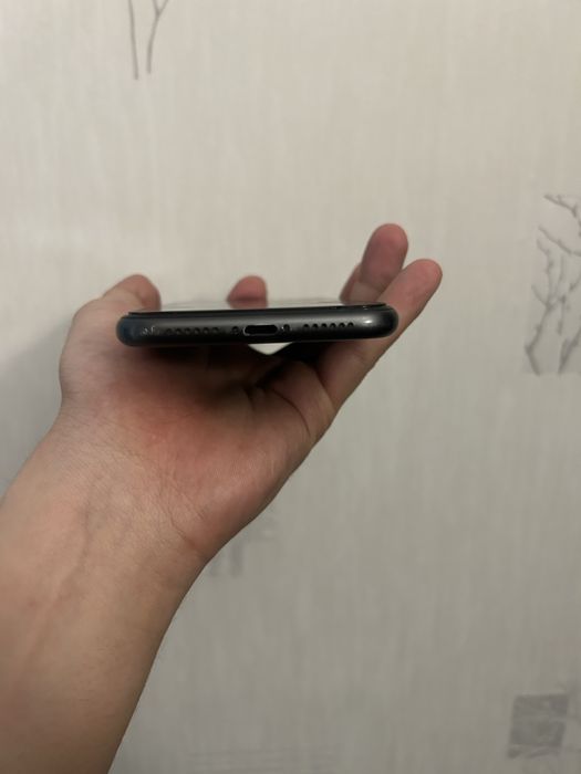 Iphone 11 64 гб в хорошем состоянии