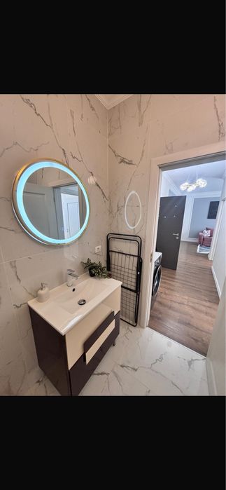 Ofer spre inchiriere apartament 3 camere  Suceava ,zona   Universitatii