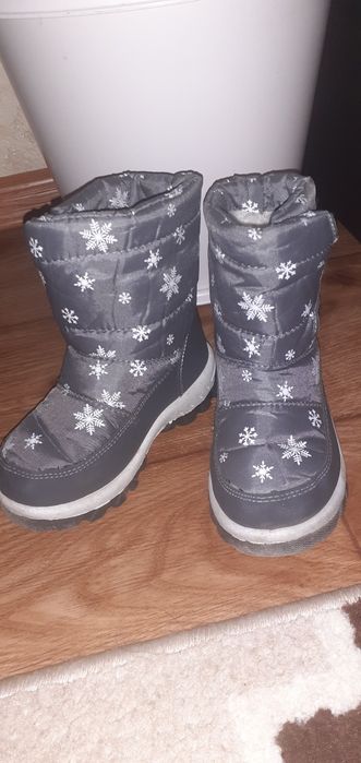 Продам обувь на мальчика