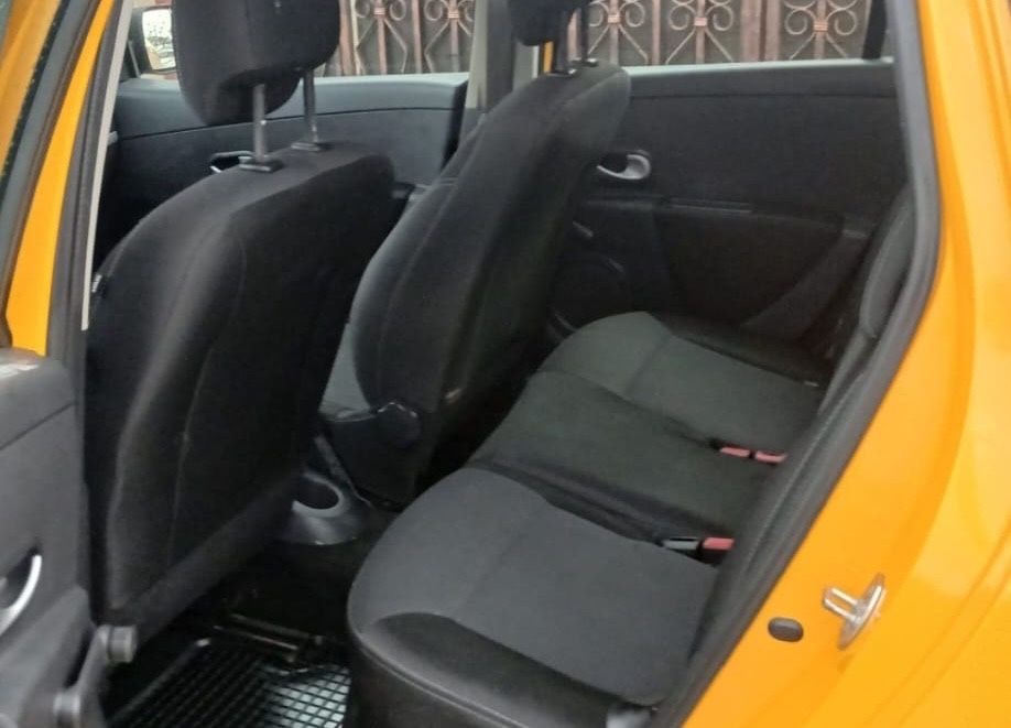 Piese auto din dezmembrari Renault Clio 1.5dci euro 5 2012 orice piesa