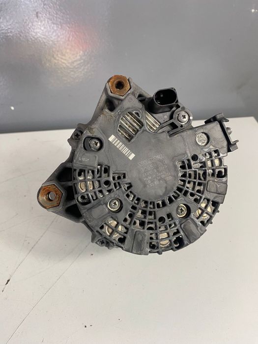 Alternator  Volvo XC90 S90 V90 V90CC XC70 V70 XC60 V60 V60CC V40CC 30659580 36010604