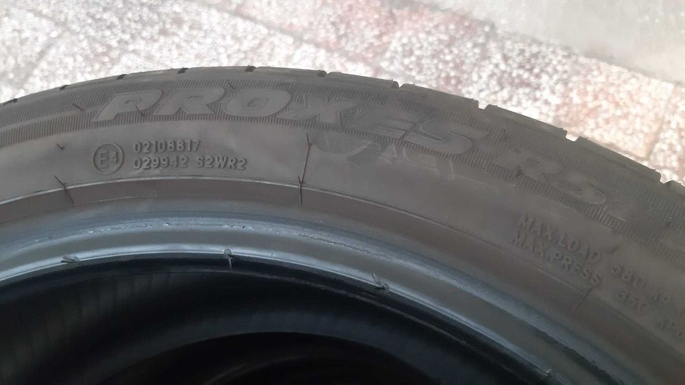 Vand anvelope vara toyo proxes r51 215/45 r18 89w aproape noi 2024 - made in Japan