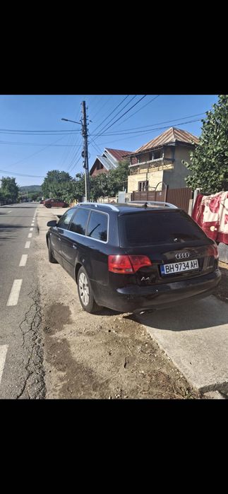 Vând Audi A4 b7 1.9 tdi impecabil manual