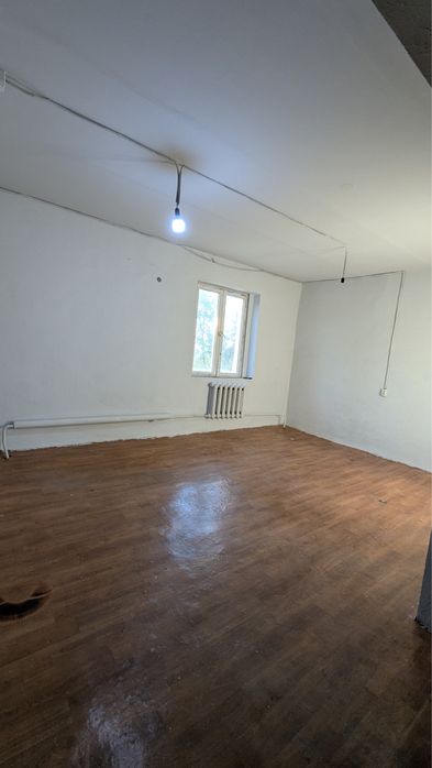 Сдается помещение в аренду под офис или же под произвоство.