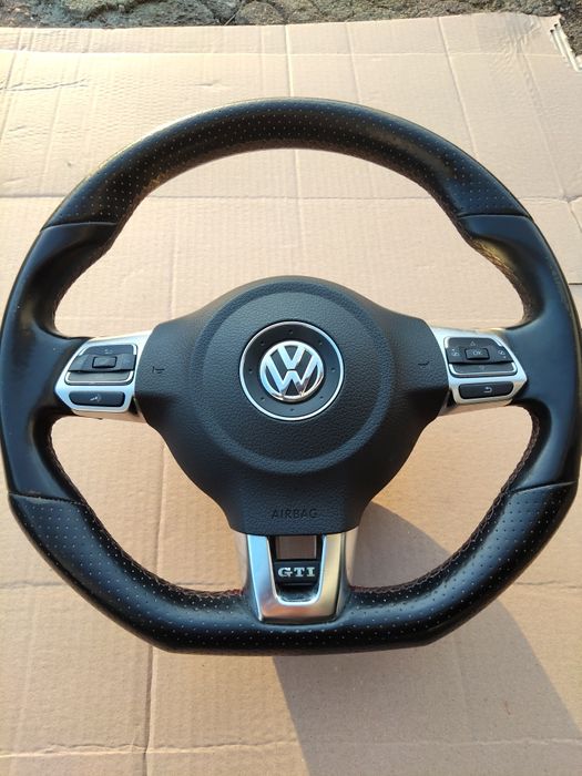 Мулти GTI волан за Фолксваген Голф 6 със пера