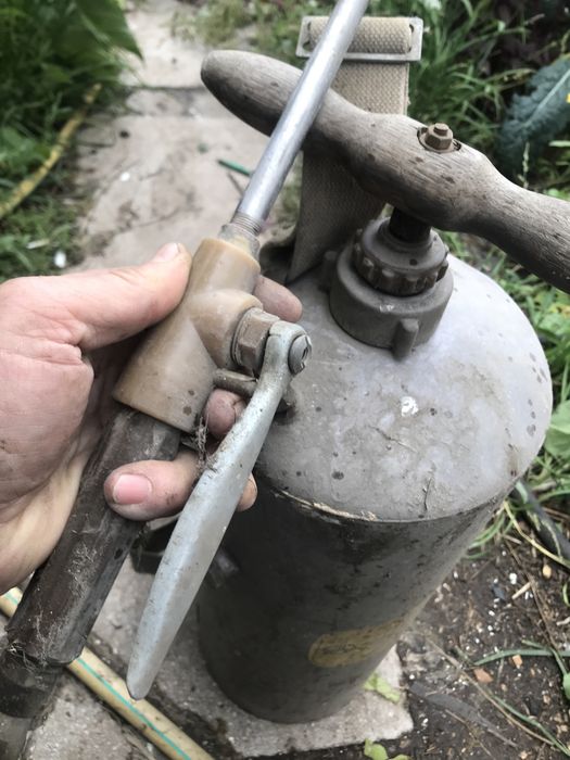 Ранцевый опрыскиватель