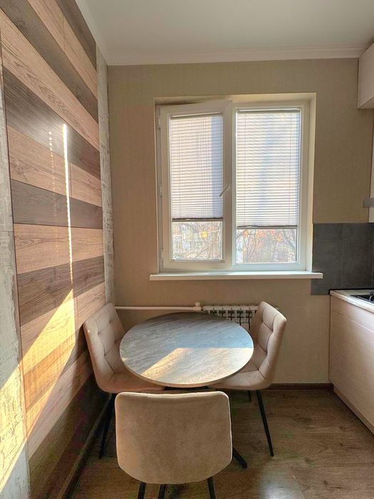 Продаётся 1 комнатная квартира Чиланзар-3 Аллея Гагарина