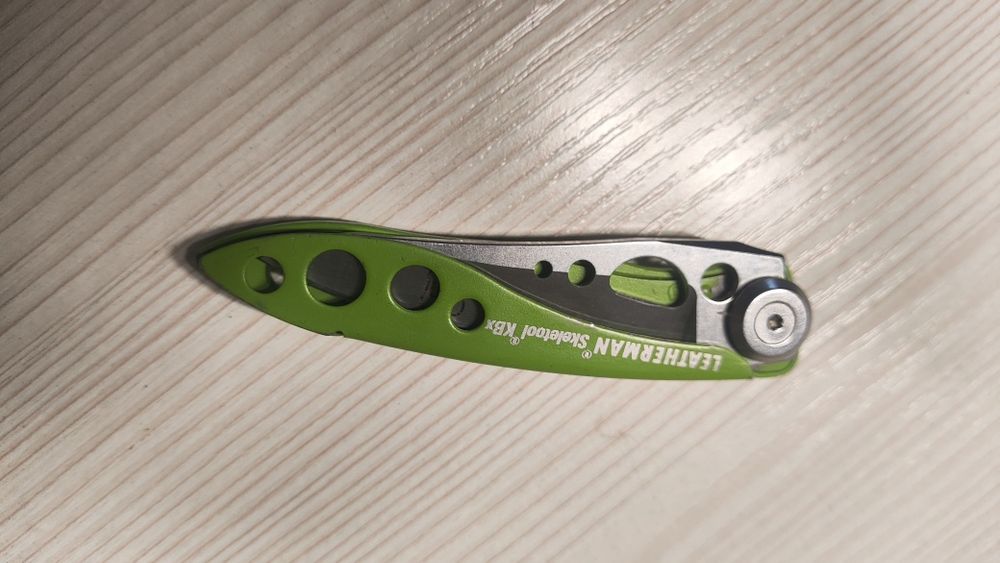 Продам leatherman FREE P2