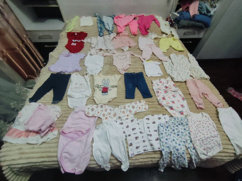 Продаю детские вещи