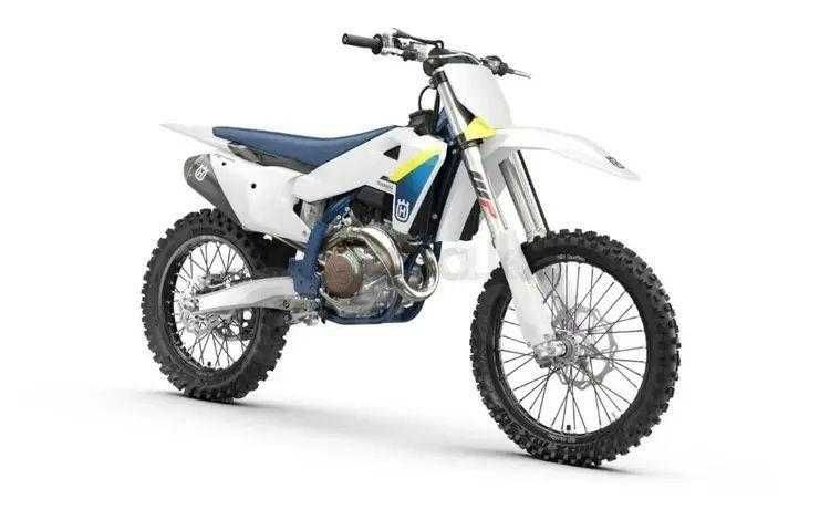 Продается мотоцикл НОВЫЙ HUSQVARNA FC450, 2025 ГОДА