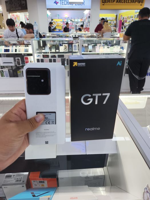 Realme GT 7 5G 12/512 новый