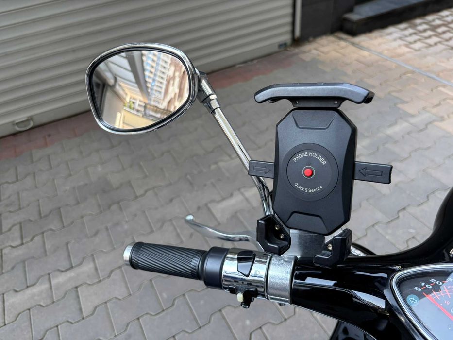 MOTORETTA Plus 2000W с куфар • 2 батерии • Гаражна, на 4000 км