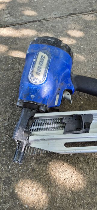 Pistol pneumatic cuie lemn DuoFast 90mm