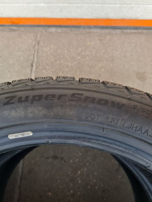 Зимни гуми 2 броя GOODRIDE SuperSnow Z507 225 45 R18 дот 3522