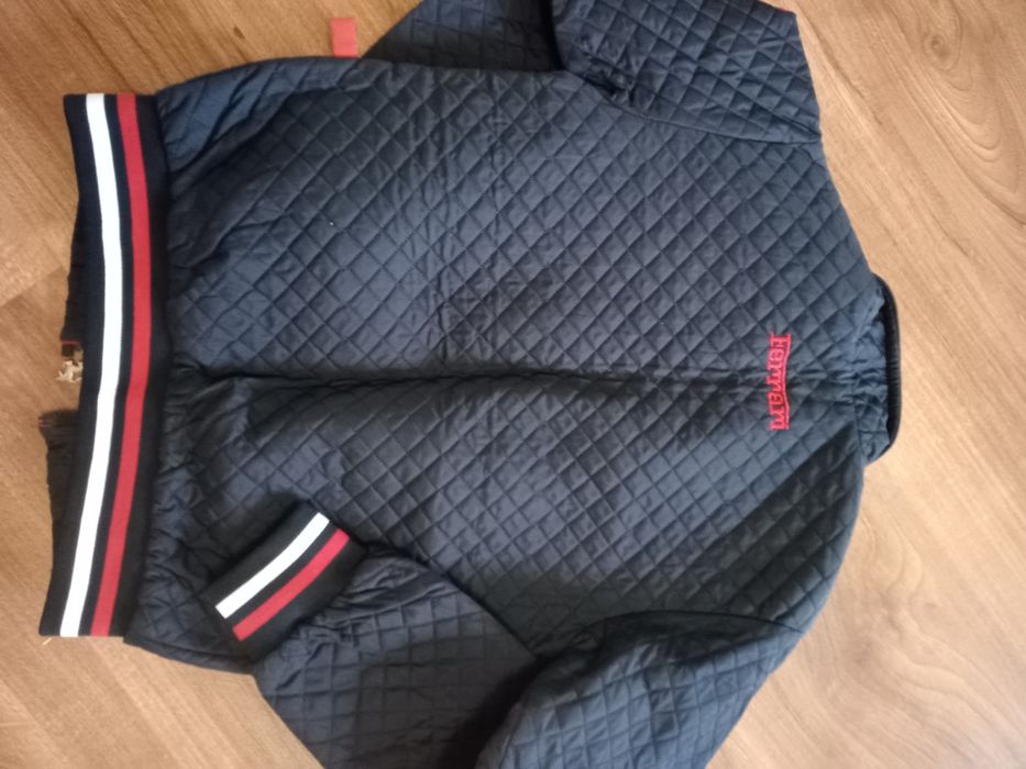 Продаю подростковую куртку