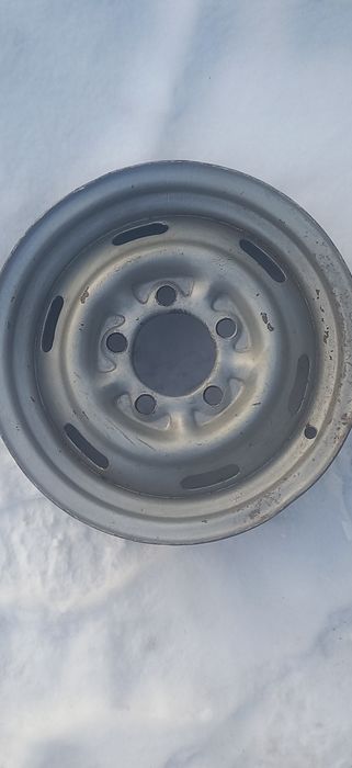 Продам два диска на13.одиночные. по 3500тг.