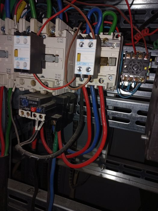 Электрик  хизматлари мантаж ва ремонт устанофка