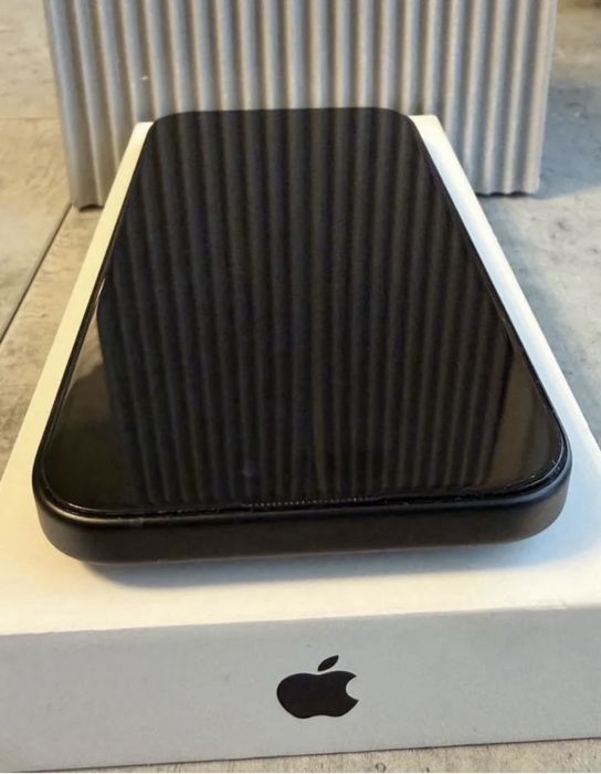 Iphone 15, 128 GB, состояние идеальное