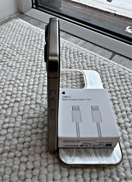 Iphone 15 pro/128GB/87%