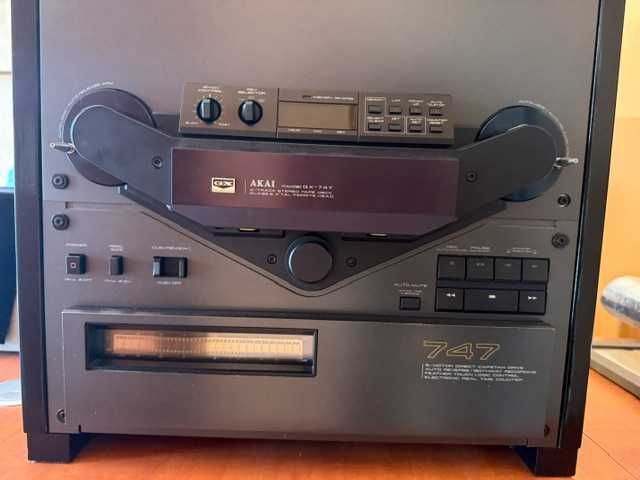 Magnetofon AKAI GX-747, negru