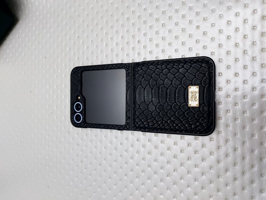 Продам galaxy flip 6 12/256